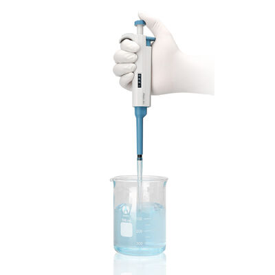 DLAB TopPette Single Channel Adjustable Micropipette dengan desain ringan yang ergonomis, tampilan volume digital yang jelas, dan bagian bawah yang dapat diklasifikasikan